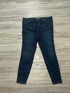 Torrid MidFit Premium Stretch Skinny Jeans Size 20T Dark Wash